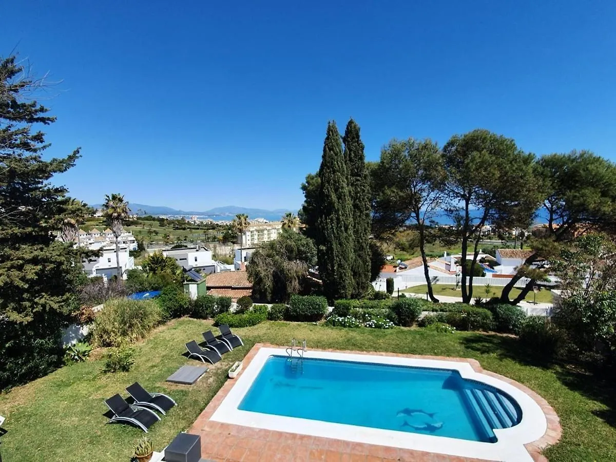 5 Bedroom Villa With Heated Pool With Breath-Taking Sea Views, Walking Distances To Shops Restaurants Beach Манилва